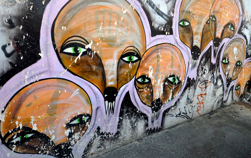 ציור קיר של אמן הרחוב Klone (צילום:  Yaffa Phillips, Flickr - ברישיון שיתופי)