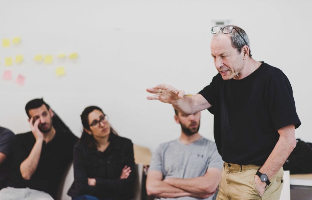 "תעצב לי סורק רפואי שנראה כמו פרארי" - אלכס פדואה ויואל זילברשטיין בהרצאה 