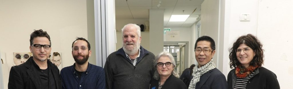 מר יושי היגוצ'י – נספח התרבות של שגרירות יפן – בביקור במחלקה לעיצוב תכשיטים
