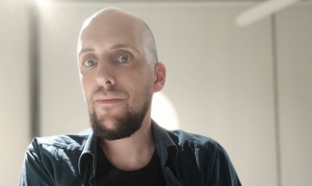 למה לעשות אמנות אם לא בשביל משחק