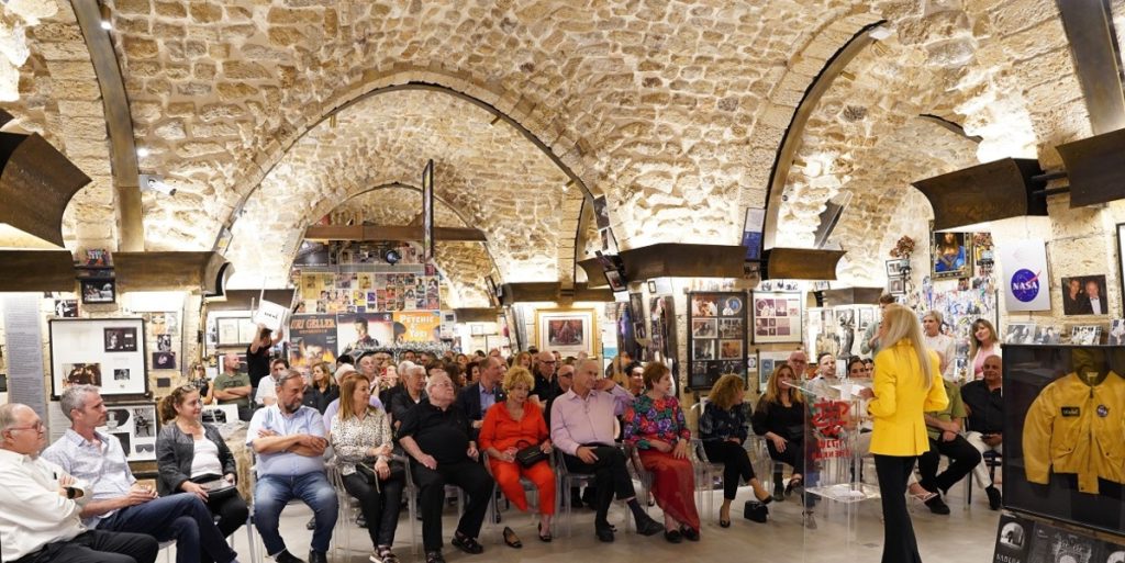 Standout Creativity: Shenkars Board of Trustees Meets at the Uri Geller Museum