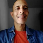 תמונת ארנון מדמוני - מרצה במחלקה לעיצוב טקסטיל