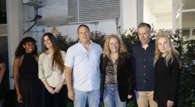 אירוע 55 שנה למחלקת טקסטיל. מימין לשמאל: אורית אפרתי יו"ר חבר הנאמני, מיקי קידר ראש המחלקה לעיצוב טקסטיל, איילת ויואב נחמיאס, אולגה גרינשקו וקארן יוסף