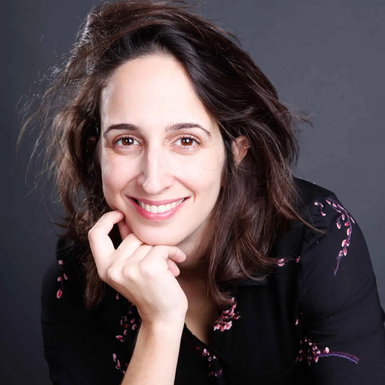 תמונת פורטרט של אדר' עמר לוין בן חיים. מרצה במחלקה לעיצוב פנים מבנה וסביבה