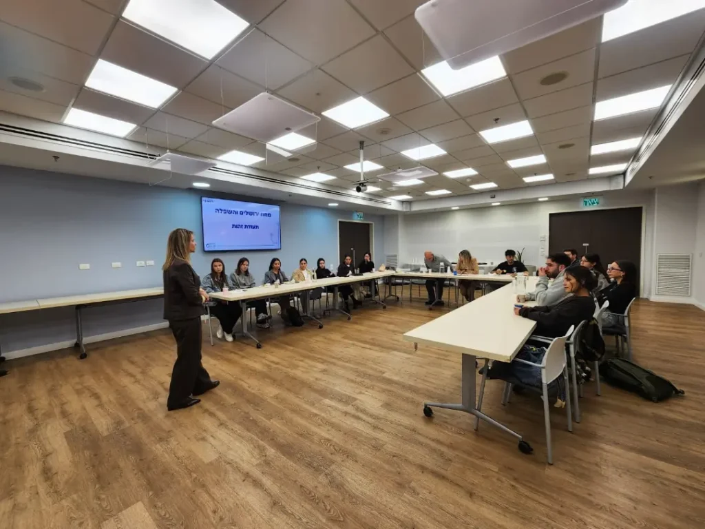 ביקור סטודנטים.יות בית הספר להנדסת תעשייה וניהול במנהלת מחוז ירושלים והשפלה של מכבי